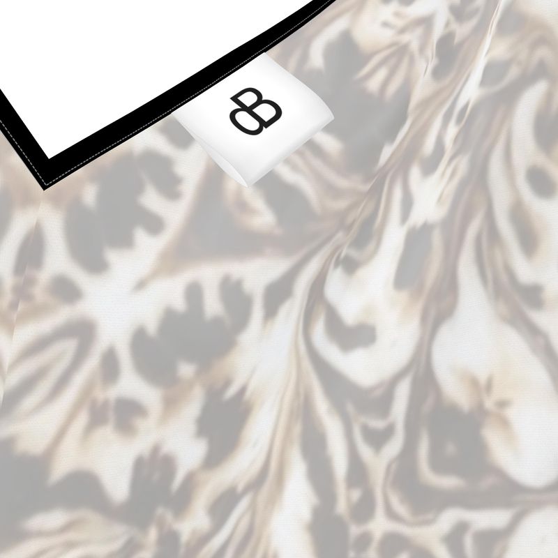 Elegant long dress with train