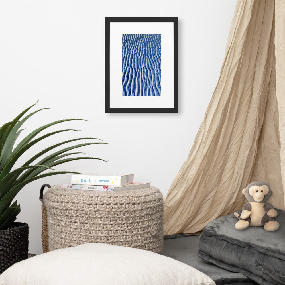 WALKS ON THE BEACH. Matte Paper Framed Poster With Mat
