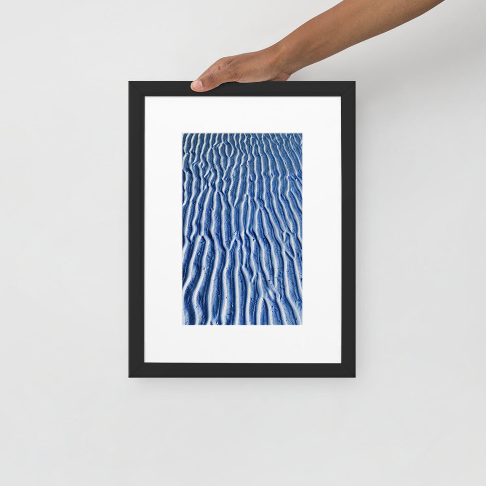WALKS ON THE BEACH. Matte Paper Framed Poster With Mat