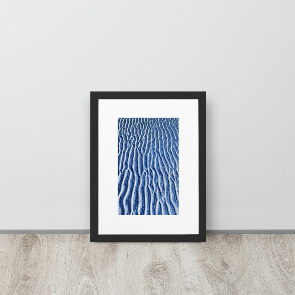 WALKS ON THE BEACH. Matte Paper Framed Poster With Mat