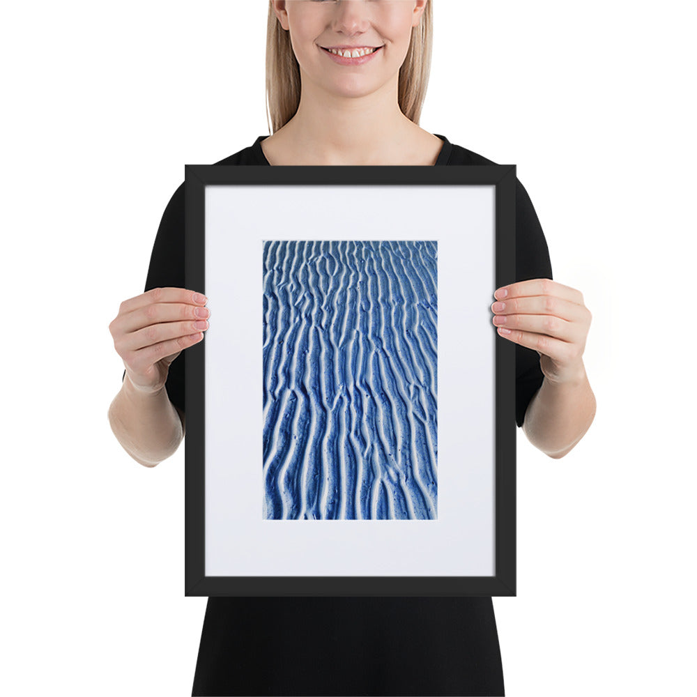 WALKS ON THE BEACH. Matte Paper Framed Poster With Mat