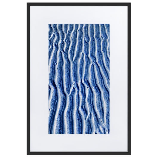 WALKS ON THE BEACH. Matte Paper Framed Poster With Mat