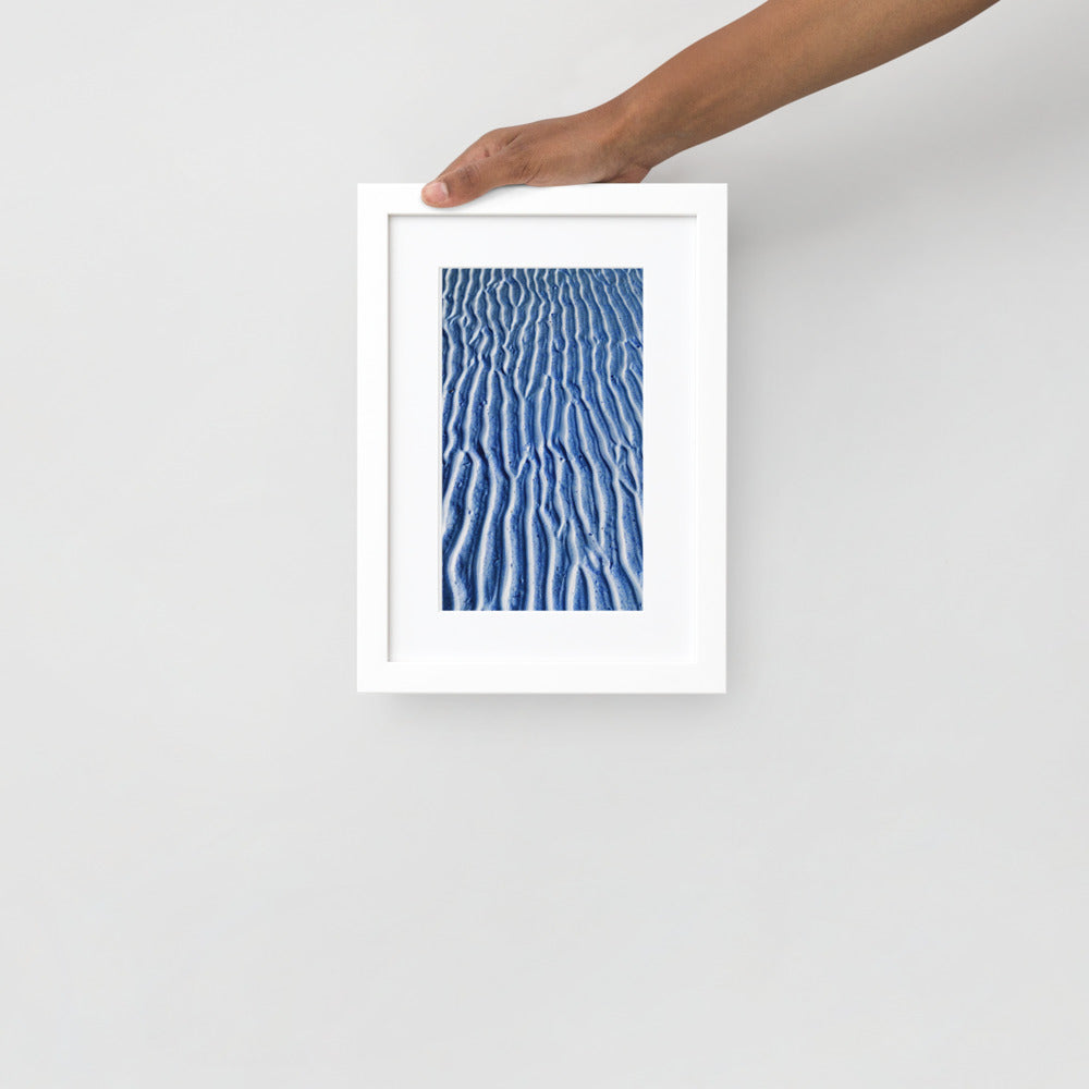 WALKS ON THE BEACH. Matte Paper Framed Poster With Mat