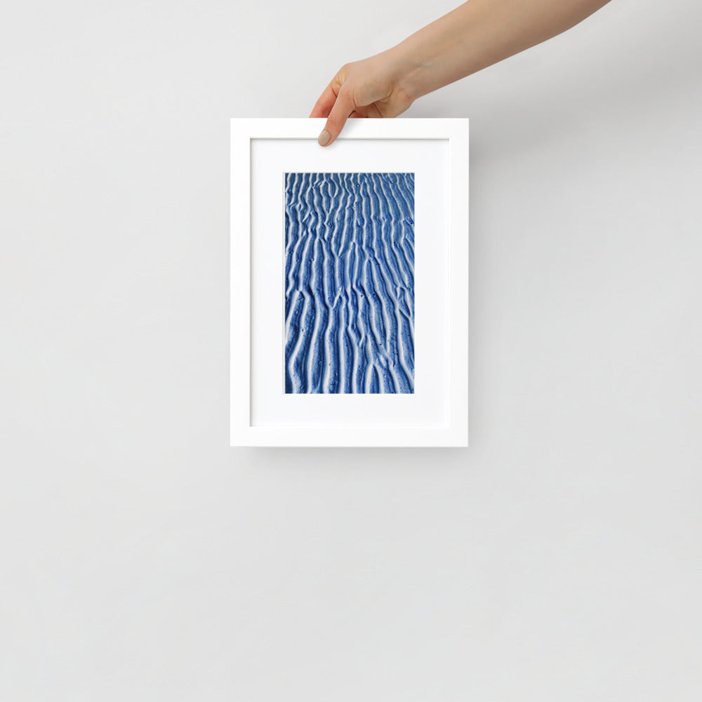 WALKS ON THE BEACH. Matte Paper Framed Poster With Mat