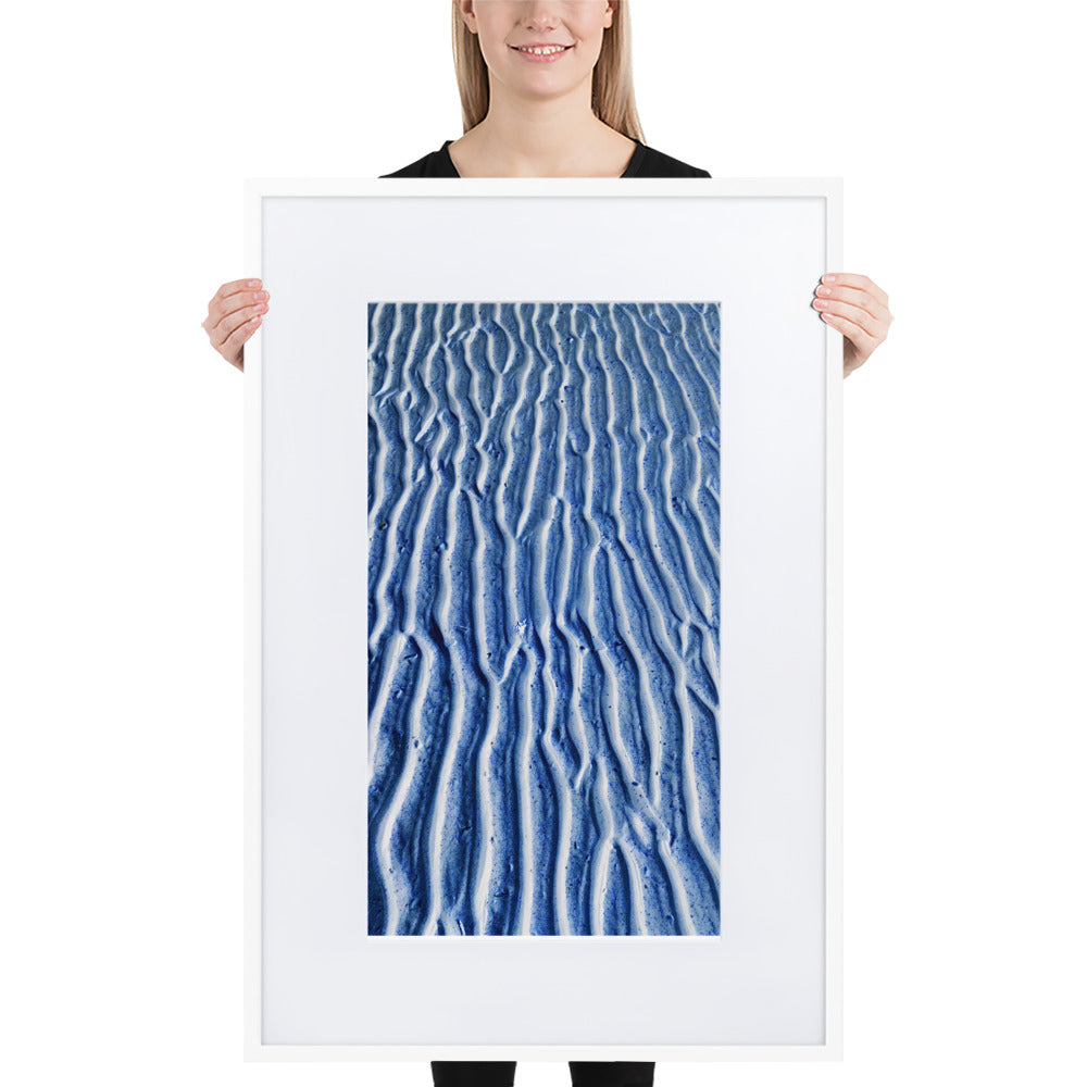 WALKS ON THE BEACH. Matte Paper Framed Poster With Mat
